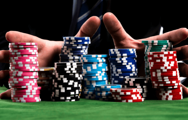 Live Dealer vs. RNG: Which Casino Experience is Better?